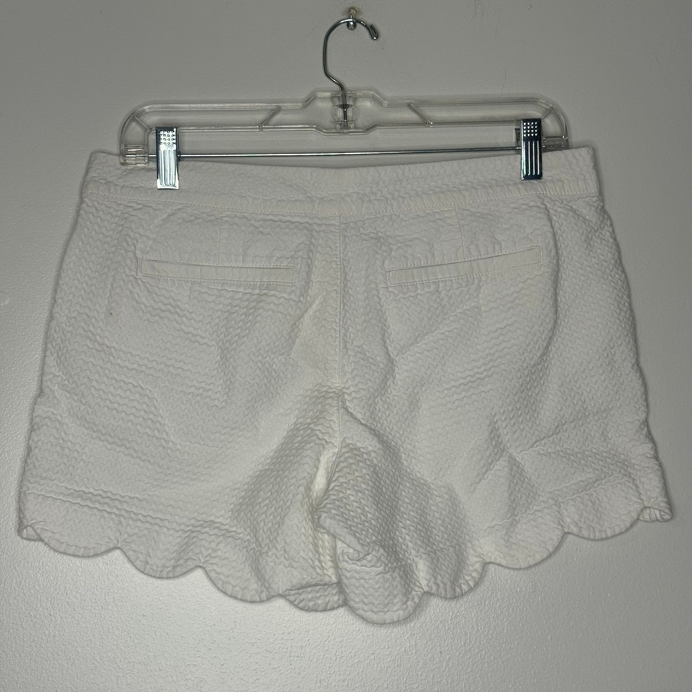 Lilly Pulitzer Buttercup Shorts White Textured Scallop Hem Size 6 Summer - Picture 5 of 10